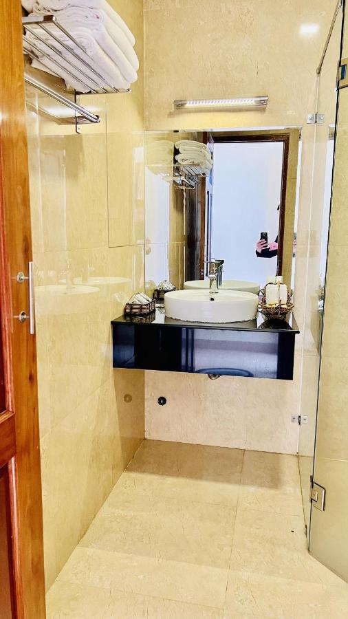 Nam Dong Hotel Далат Екстер'єр фото